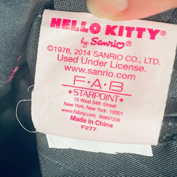 🛍️ 2 for $30! 🛍️ Large Hello Kitty messenger bag 💗 - Picture 6 of 6